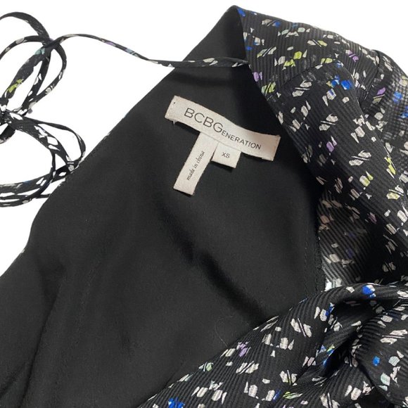 BCBGeneration Long Sleeve Printed Romper - Picture 3 of 3